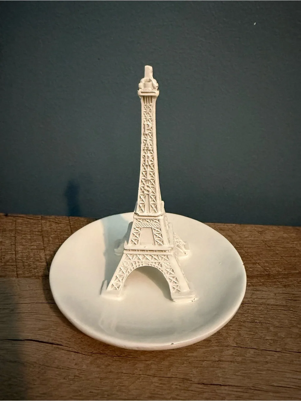 White Eiffel Tower Ring Dish